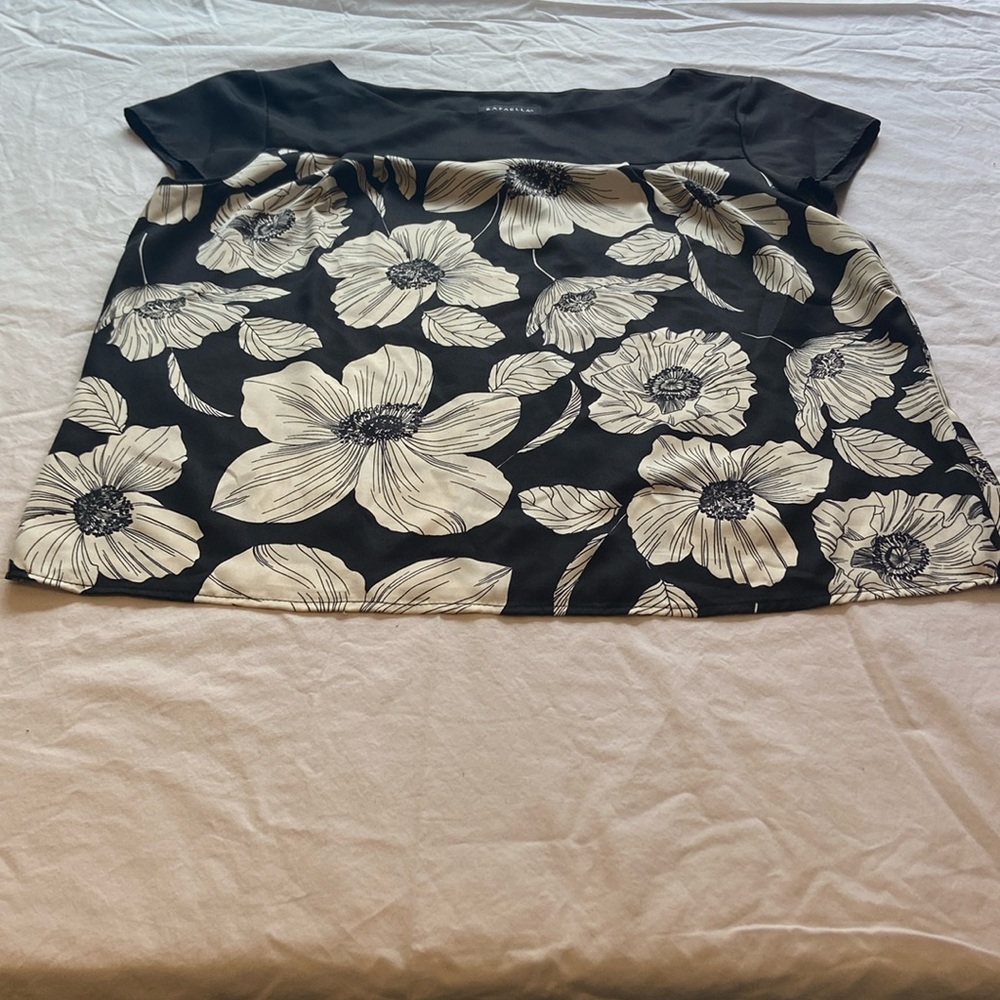 Rafaella size large black and cream floral top with cap sleeve